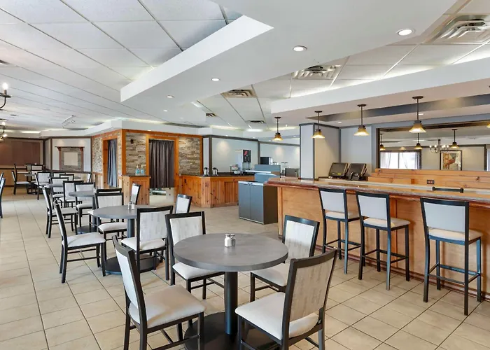 Best Western Mill River Manor